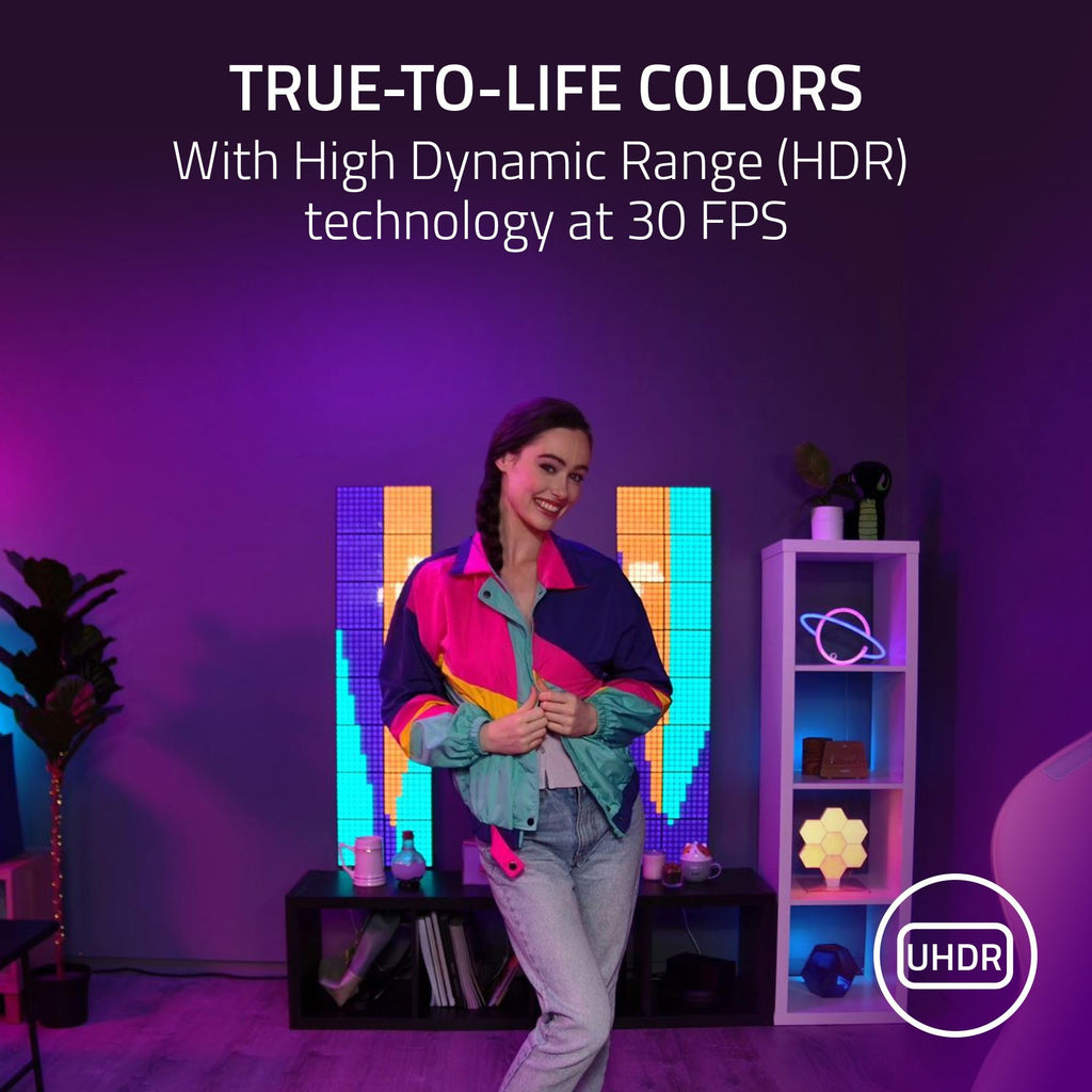 4K Webcam – Large Sensor, Auto Light Correction & Built-In Mic